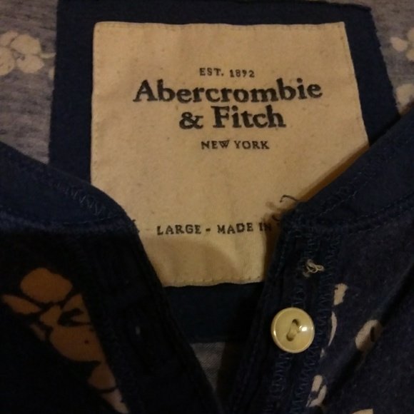 A & F Blue Flower shirt - Picture 2 of 2